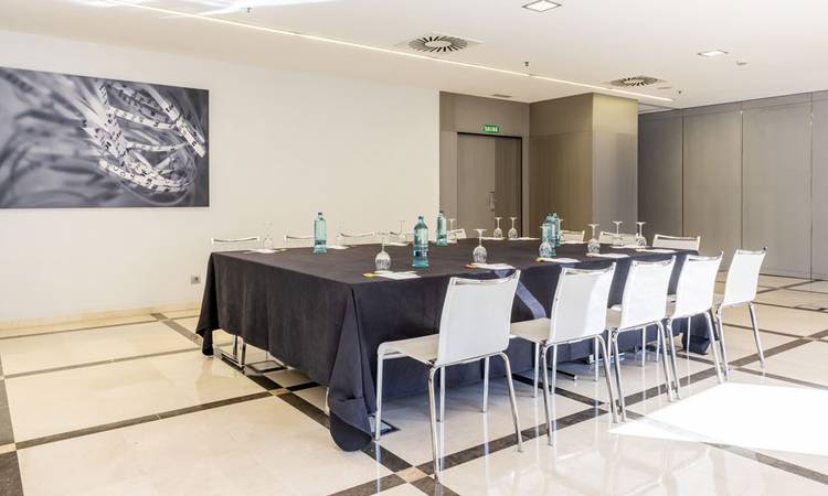 Sala Formación A Hotel Ilunion Aqua 4 Valencia Sala Formación A Hotel Ilunion Aqua 4 Valencia